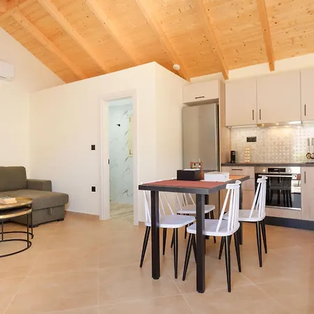 Kosmas Semesterbostad *